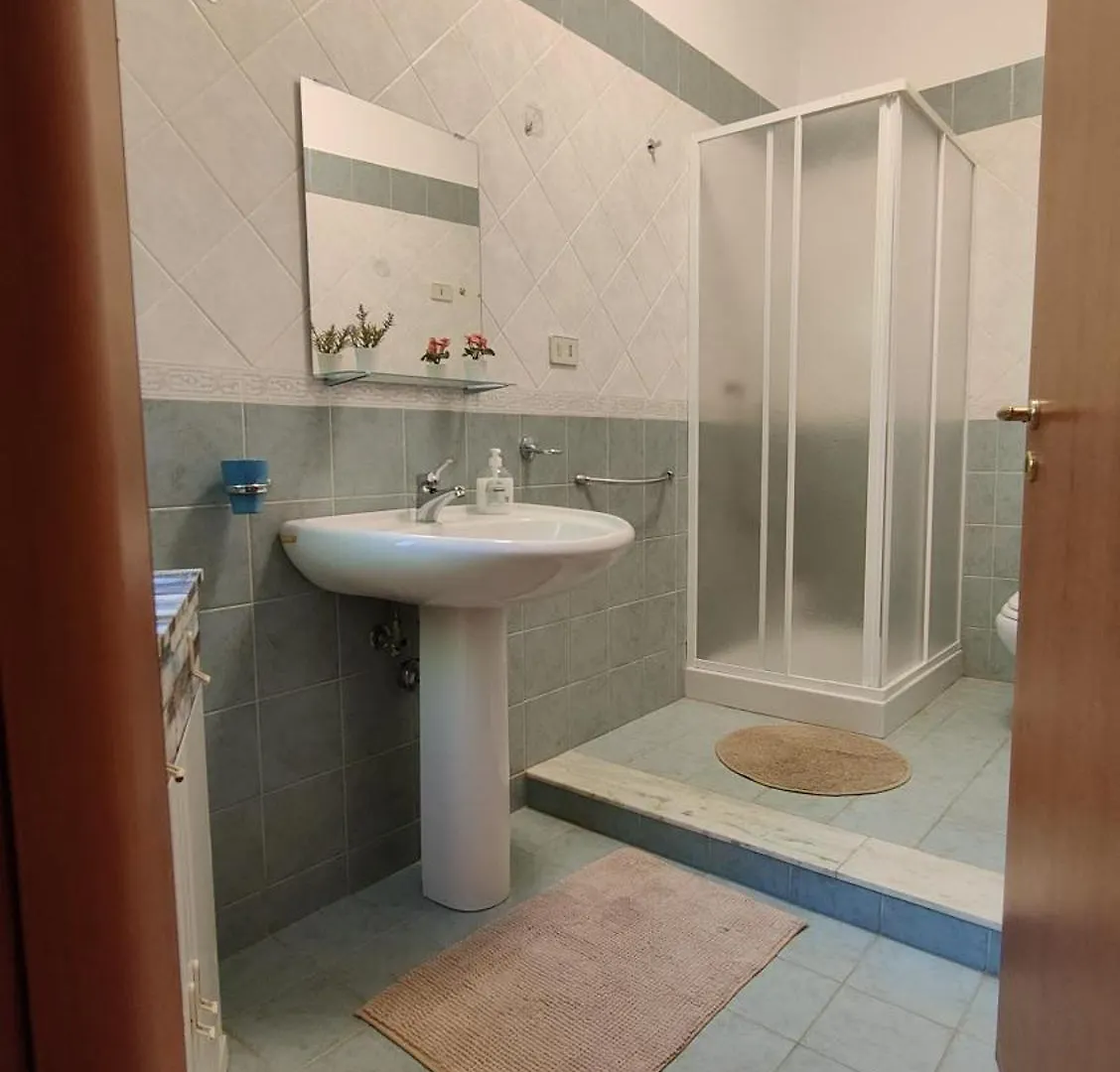 Feriehus Appartamenti In Villa Polimnia Fontane Bianche