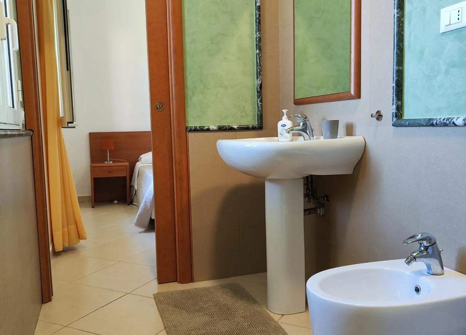 Appartamenti In Villa Polimnia Fontane Bianche 0*,  Italien